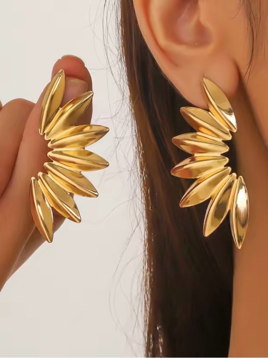 Jewelry - Gold Leaf Flower Dangle Earrings Bold Statement Jewelry